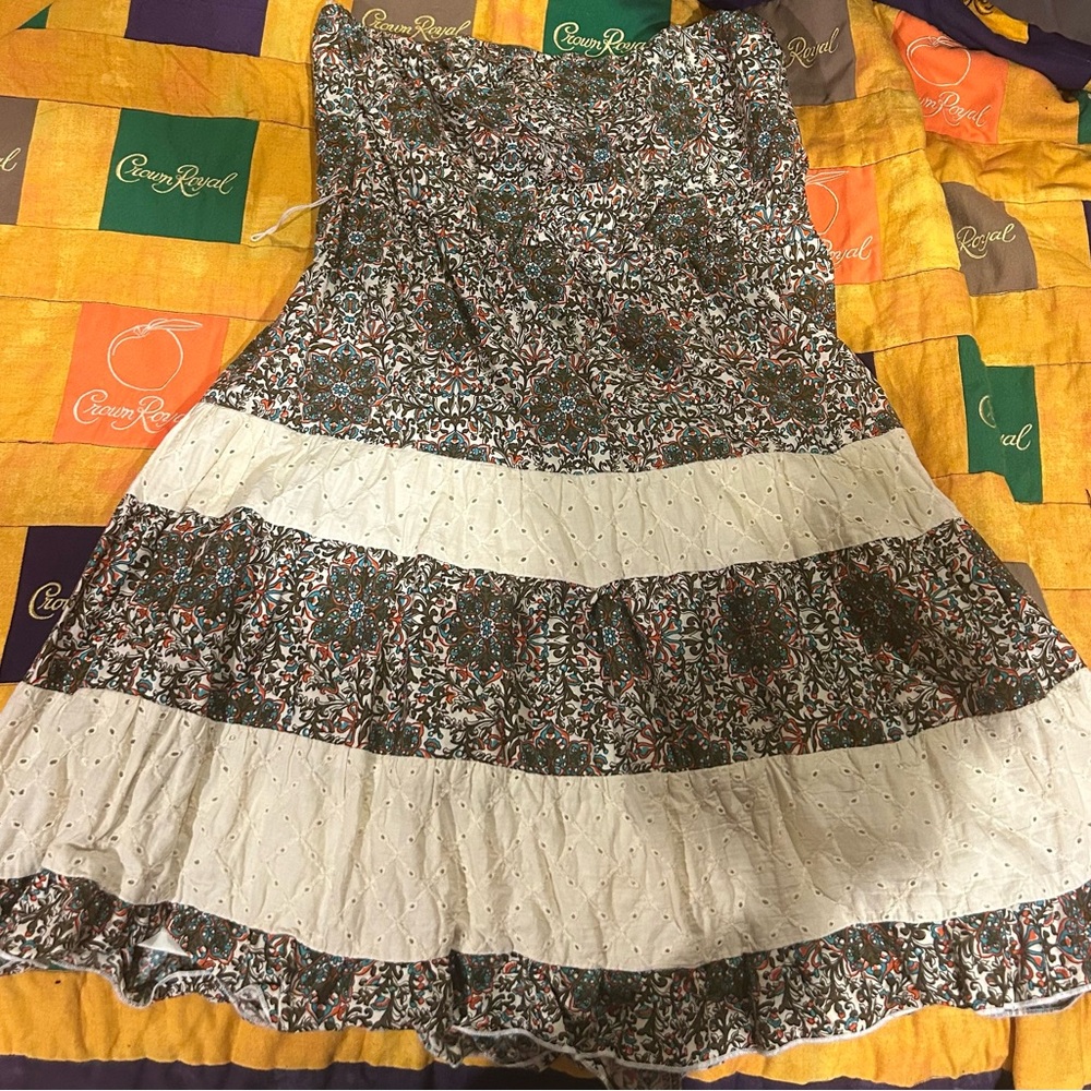 Strapless floral summer dress. Size small.